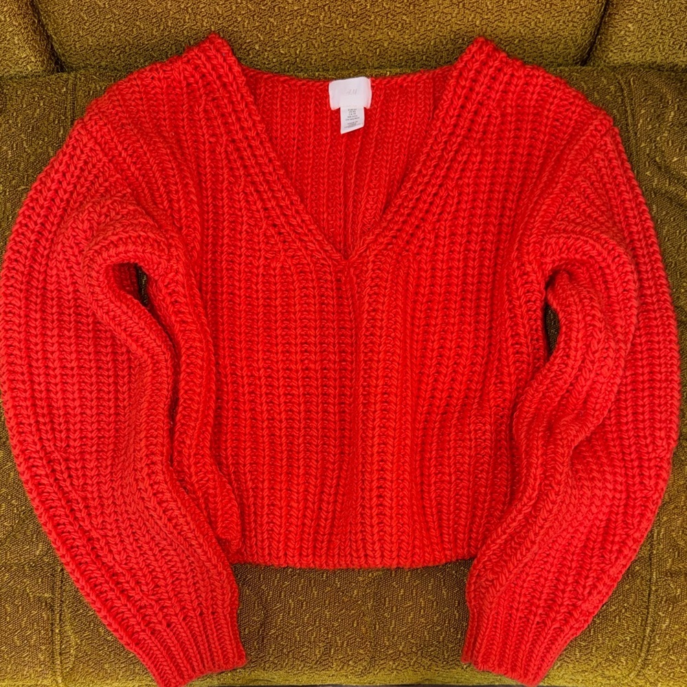 H&M Red Chunky Knit V-Neck Sweater | Size XS